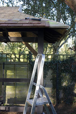 click to enlarge laying shingles